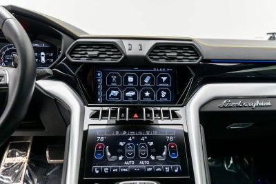 2022 Lamborghini Urus AWD