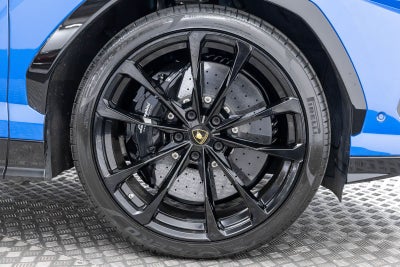 2019 Lamborghini Urus AWD