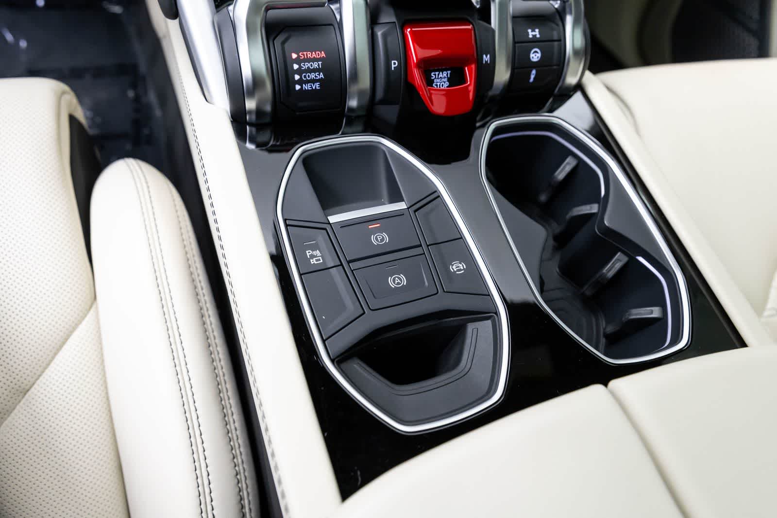 2019 Lamborghini Urus AWD