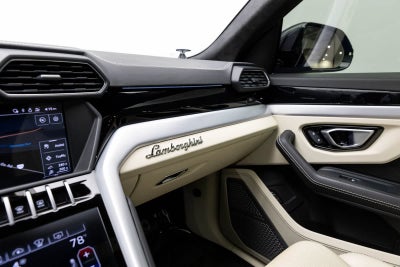 2019 Lamborghini Urus AWD