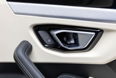 2019 Lamborghini Urus AWD