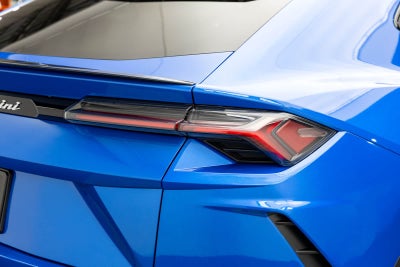 2019 Lamborghini Urus AWD