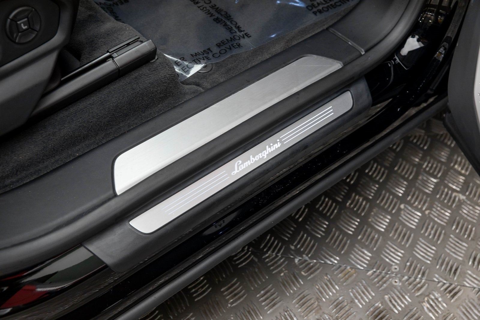 2022 Lamborghini Urus AWD