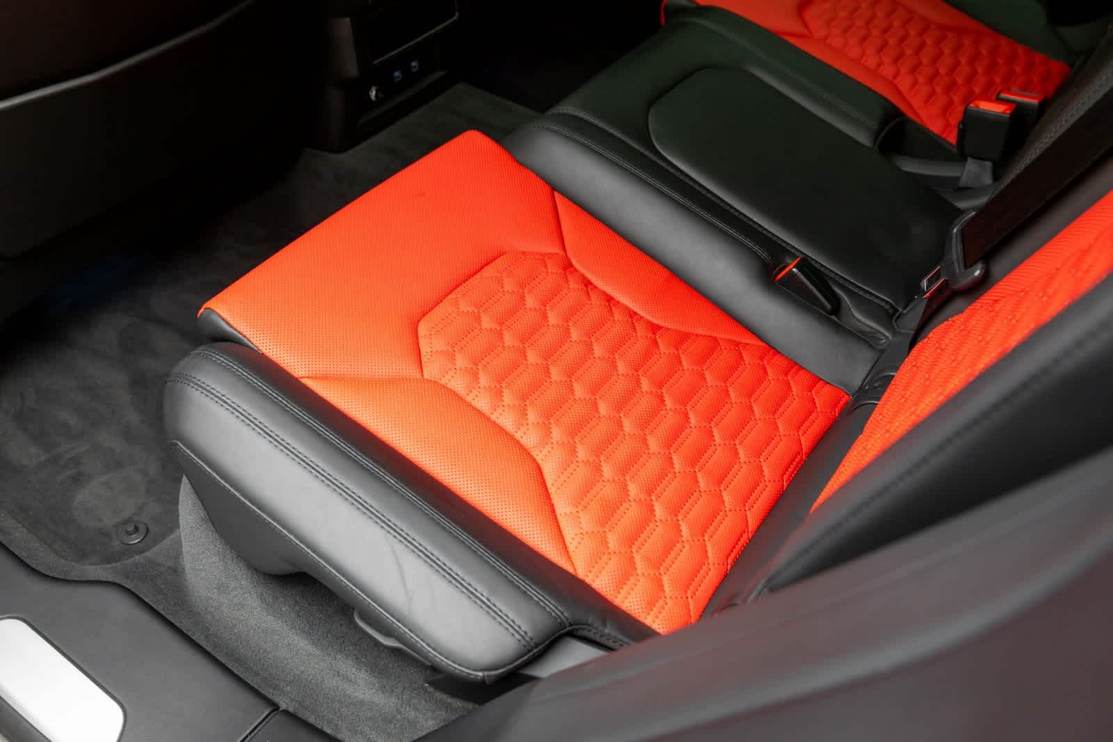 2022 Lamborghini Urus AWD