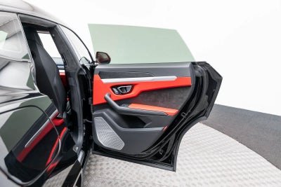 2022 Lamborghini Urus AWD