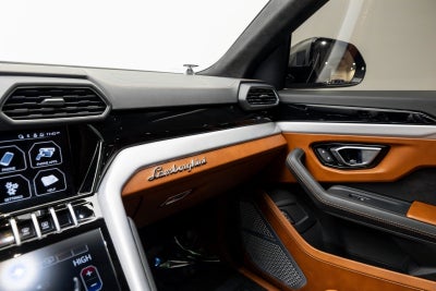 2022 Lamborghini Urus AWD