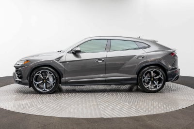 2022 Lamborghini Urus AWD