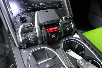 2022 Lamborghini Urus Graphite Capsule