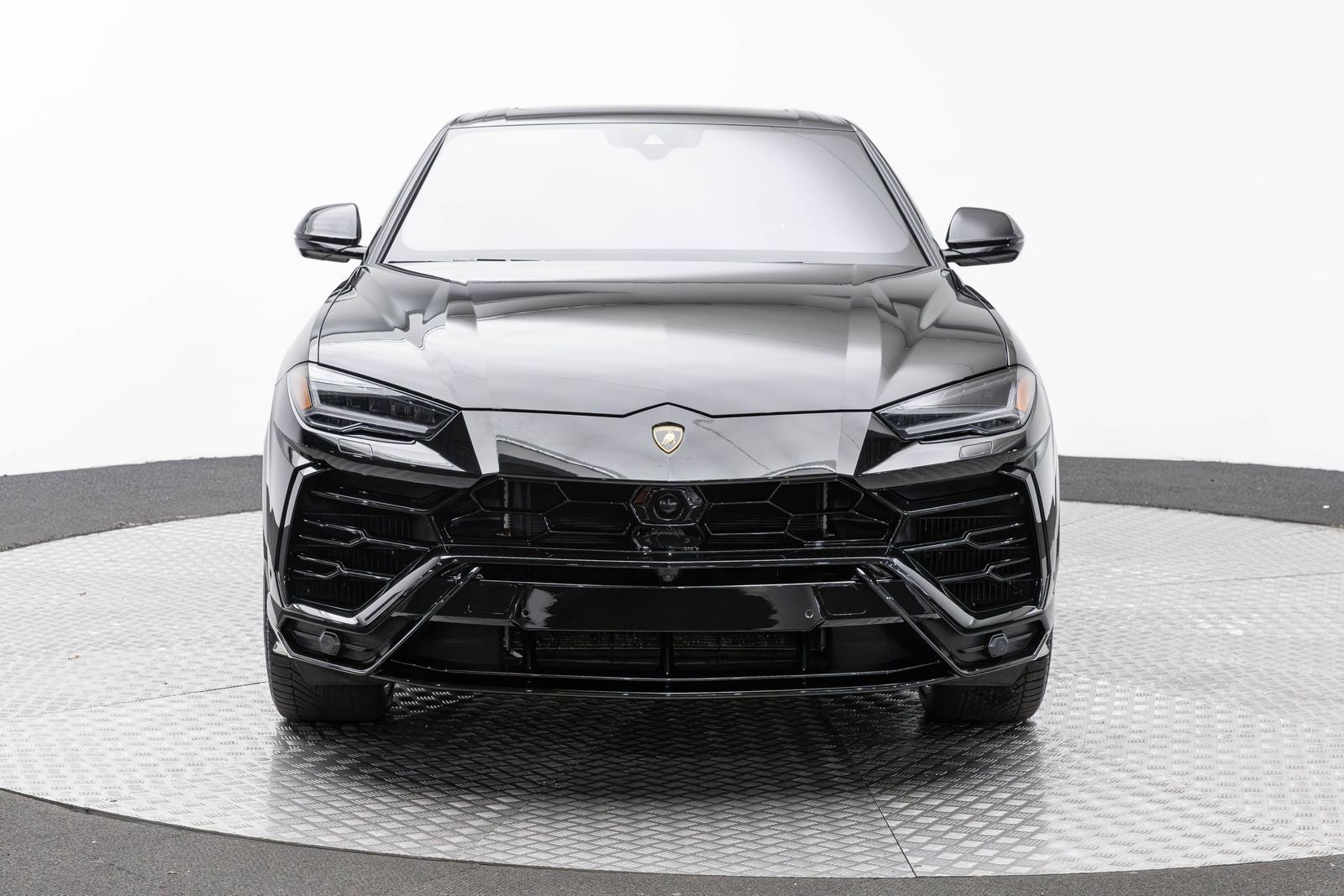 2022 Lamborghini Urus Graphite Capsule