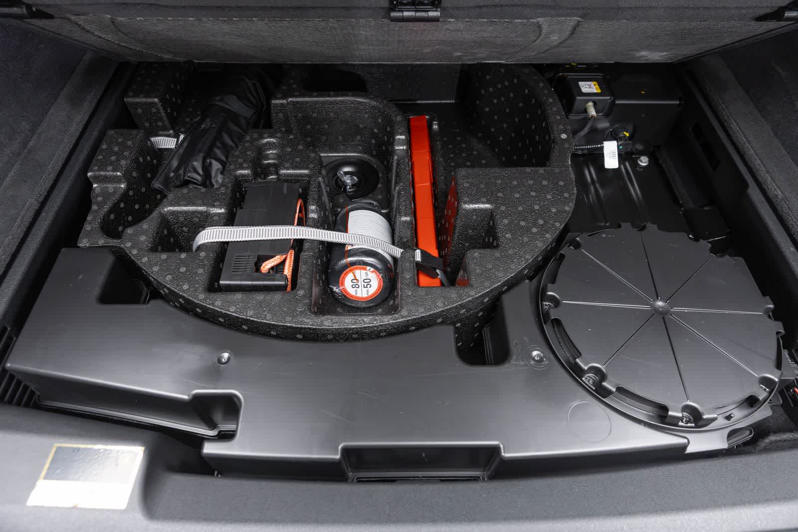 2022 Lamborghini Urus Graphite Capsule