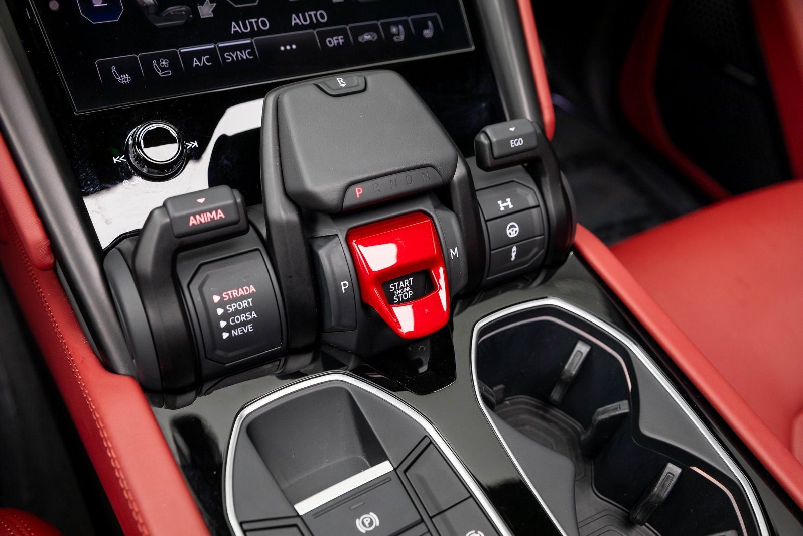 2023 Lamborghini Urus S