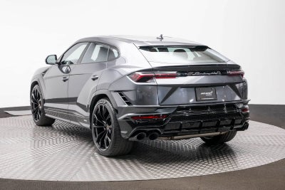 2023 Lamborghini Urus S