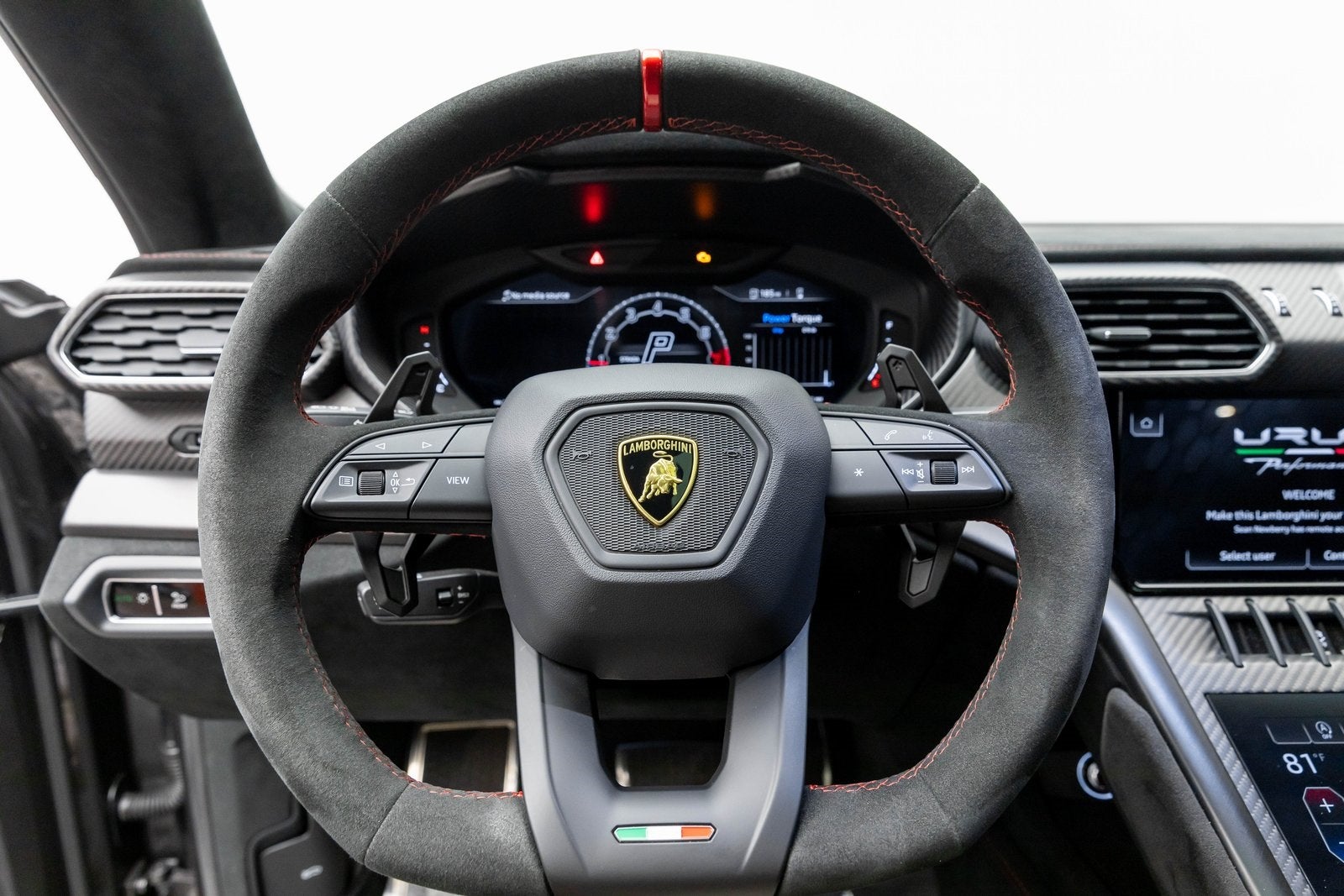 2023 Lamborghini Urus Performante