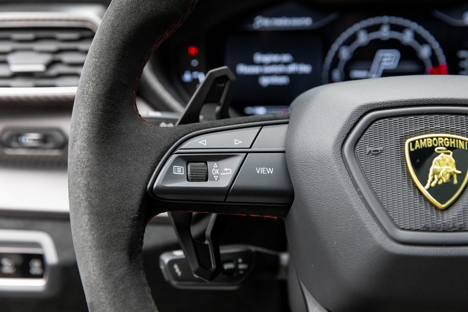 2023 Lamborghini Urus Performante