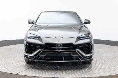 2023 Lamborghini Urus Performante