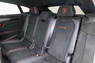 2023 Lamborghini Urus Performante
