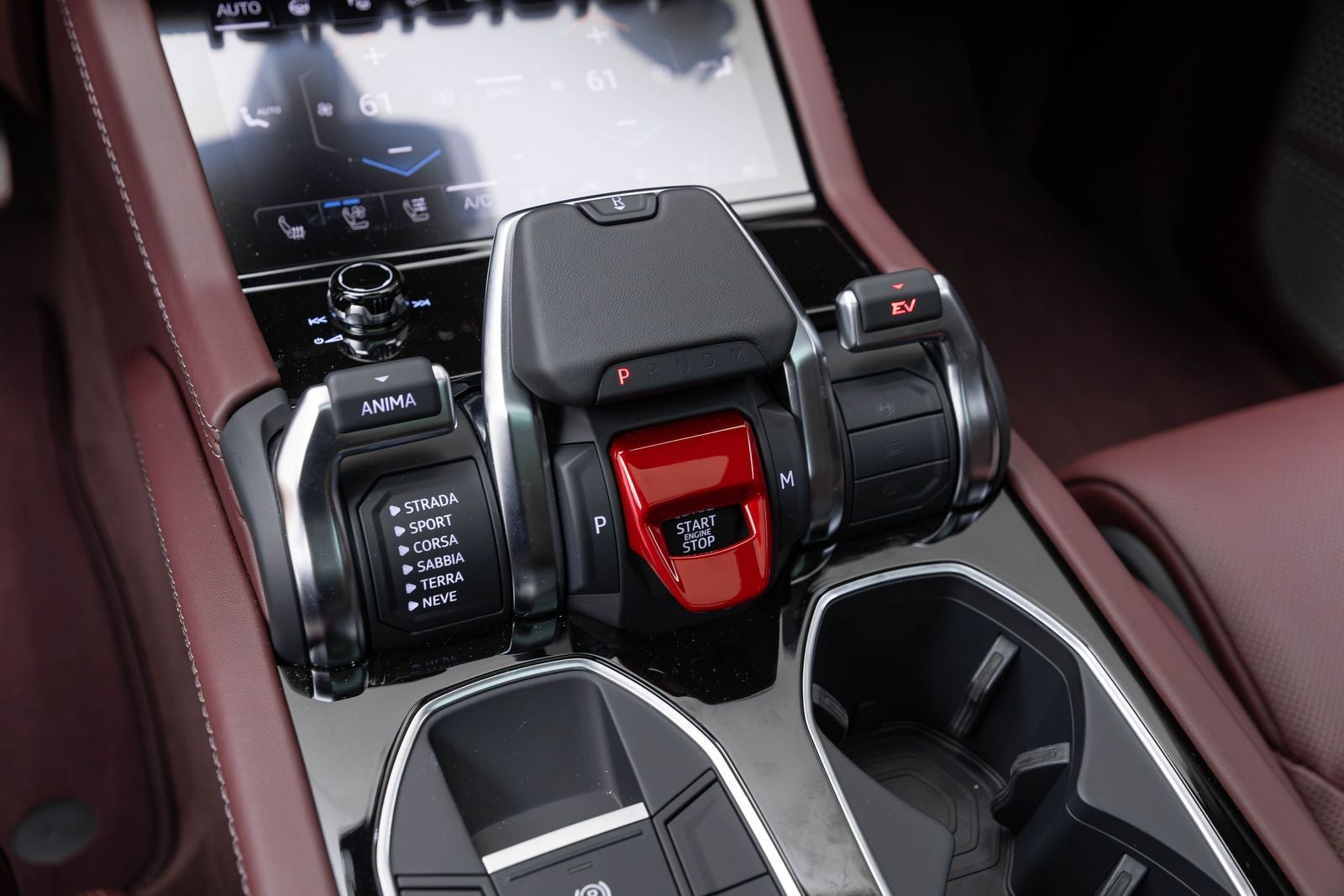 2026 Lamborghini Urus SE