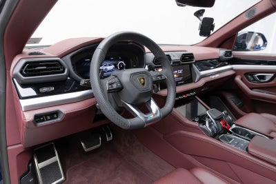 2026 Lamborghini Urus SE