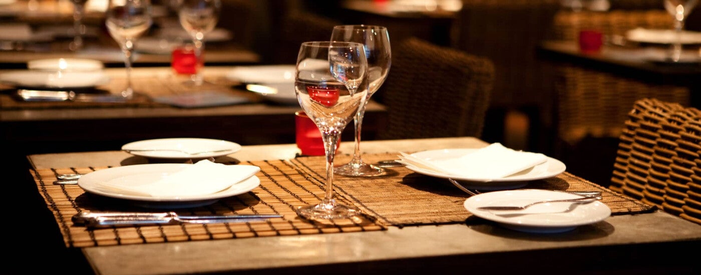 Restaurant table setting